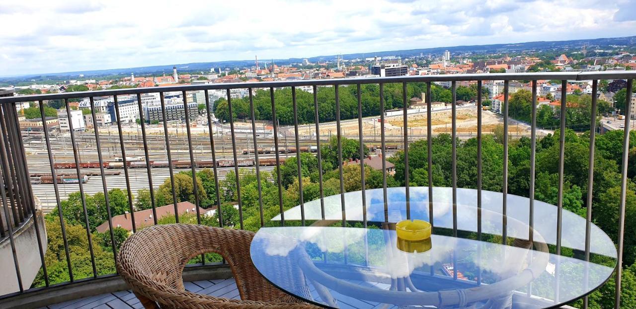 Suite-Xxi City View Hotelturm Аугсбург Экстерьер фото