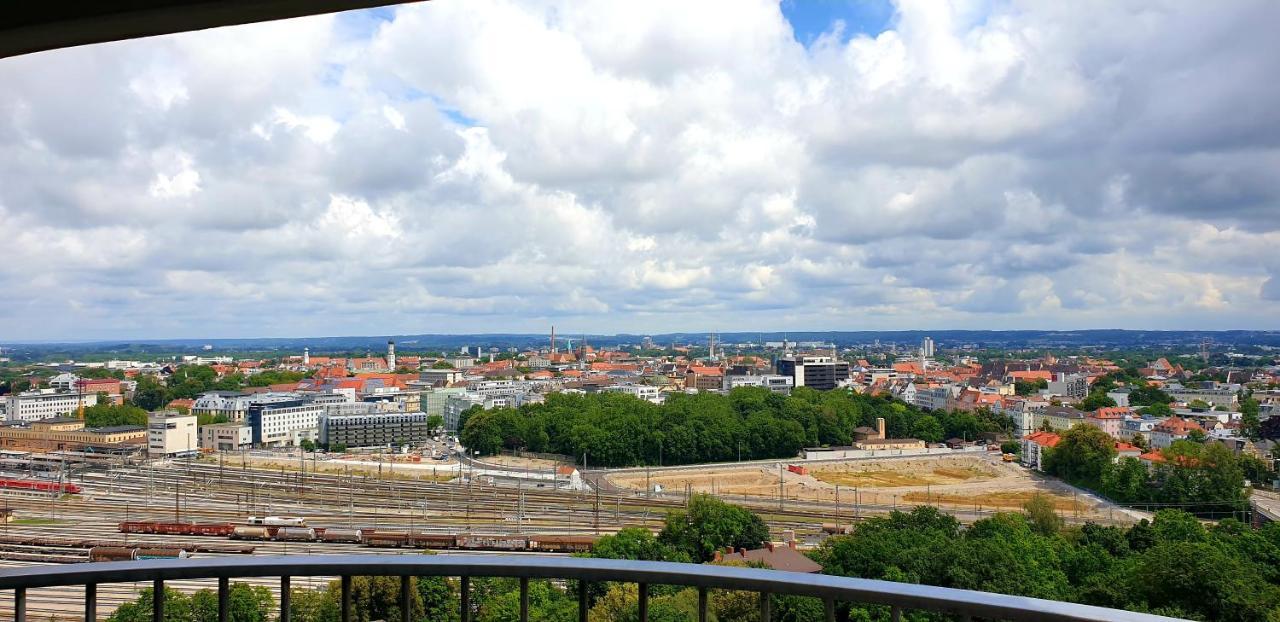 Suite-Xxi City View Hotelturm Аугсбург Экстерьер фото